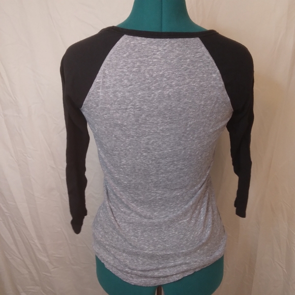 Gray & Black Babydoll Baseball Tee Women's Medium | No Boundaries - Picture 3 of 4